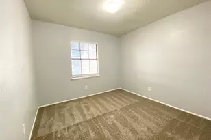 7139 Nutmeg Ln, Dallas, TX 75249 - Photo 12