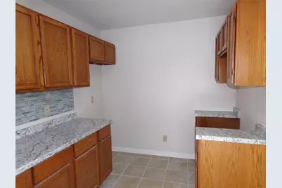 2423 Marfa Avenue, Dallas, TX 75216 - Photo 8