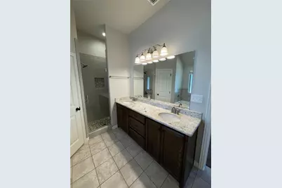 628 E Walcott Street, Pilot Point, TX 76258 - Photo 14