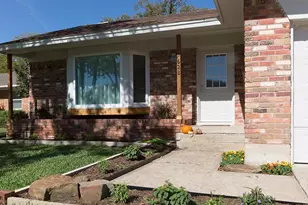 628 Dumont Dr, Richardson, TX 75080 - Photo 2