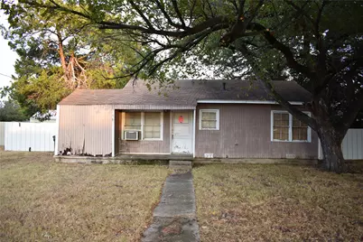 1802 Cottonwood Road, Carrollton, TX 75006 - Photo 2