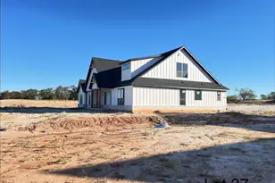 317 Jonny Boy Wy, Springtown, TX 76082 - Photo 2