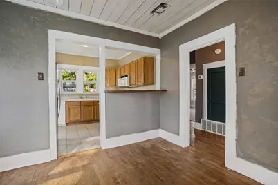 537 N 1st Street, Krum, TX 76249 - Photo 8