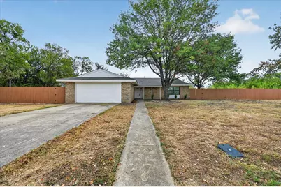 113 Bow Creek Circle, Red Oak, TX 75154 - Photo 1