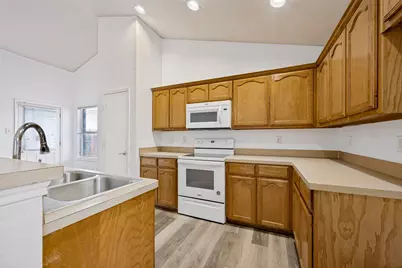 [Address not provided], Crowley, TX 76036 - Photo 6