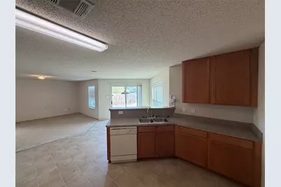 [Address not provided], Fort Worth, TX 76112 - Photo 8