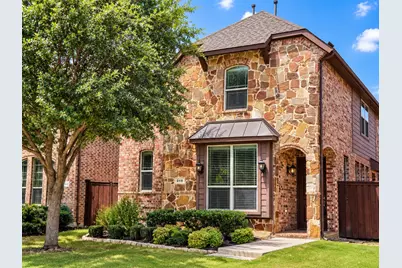 219 Carrington Lane, Lewisville, TX 75067 - Photo 2