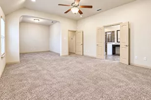 219 Carrington Ln, Lewisville, TX 75067 - Photo 18