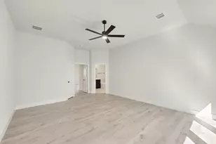 409 Chestnut Ln, Glenn Heights, TX 75154 - Photo 20