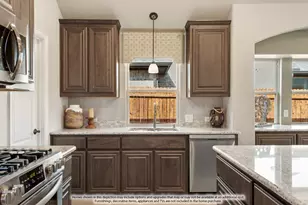 409 Chestnut Ln, Glenn Heights, TX 75154 - Photo 8
