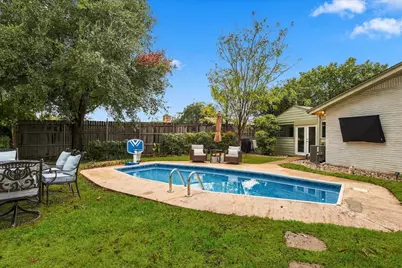 306 W Northgate Drive, Irving, TX 75062 - Photo 34