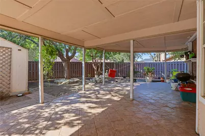 4201 Briar Hill Drive, Grand Prairie, TX 75052 - Photo 14