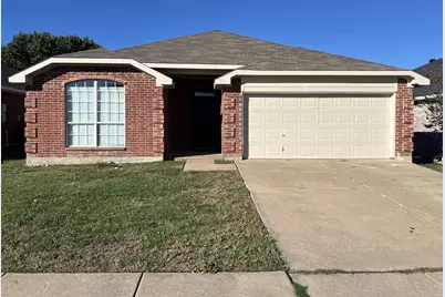 311 Dakota Drive, Arlington, TX 76002 - Photo 1