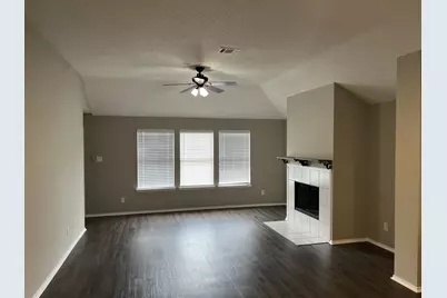 311 Dakota Drive, Arlington, TX 76002 - Photo 4
