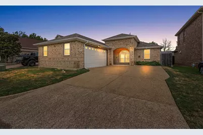 3807 Winding Road, Arlington, TX 76016 - Photo 1