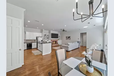 8640 Breakers Point, Dallas, TX 75243 - Photo 14
