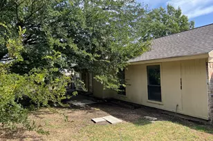 5014 Osage Dr, Arlington, TX 76018 - Photo 16