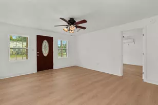 109 W Sedberry St, Jefferson, TX 75657 - Photo 10