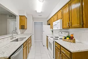 2325 Lido Ln, Arlington, TX 76015 - Photo 4