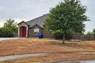 104 Anthony Ln, Red Oak, TX 75154 - Photo 2