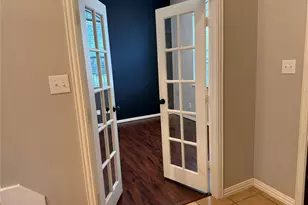 1716 Lake Wood Trl, Little Elm, TX 75068 - Photo 4