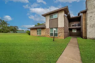 1402 S Carrier Pkwy, Grand Prairie, TX 75051 - Photo 1