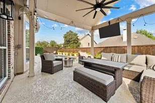 916 Water Oak Dr, Grapevine, TX 76051 - Photo 4