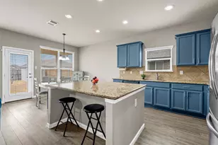 6541 Cascade Dr, Waco, TX 76712 - Photo 10
