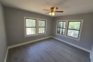 314 W Clarendon Dr, Dallas, TX 75208 - Photo 10