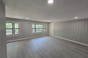 314 W Clarendon Dr, Dallas, TX 75208 - Photo 6