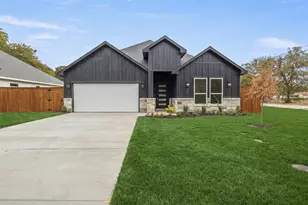 736 Old London Ln, Mesquite, TX 75149 - Photo 1