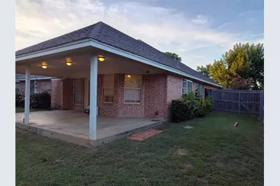 121 Canterbury Street, Euless, TX 76039 - Photo 22