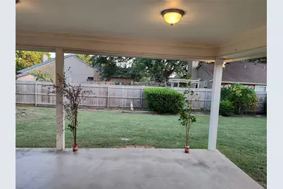 121 Canterbury Street, Euless, TX 76039 - Photo 20