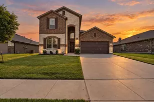 1332 Foxglove Ln, Burleson, TX 76028 - Photo 1