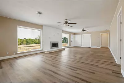 [Address not provided], Grand Prairie, TX 75050 - Photo 4