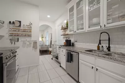1710 Michigan Avenue, Dallas, TX 75216 - Photo 14