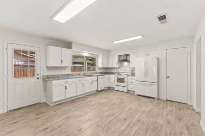 [Address not provided], Garland, TX 75044 - Photo 6