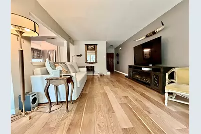1201 Portales Lane #Bldg L, Irving, TX 75061 - Photo 2