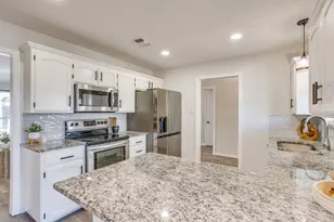 615 Rosewood Pl, Joshua, TX 76058 - Photo 10