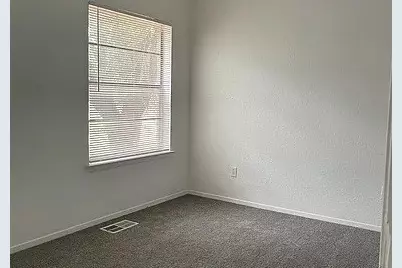 3072 W Sycamore Circle #3072, Euless, TX 76040 - Photo 12