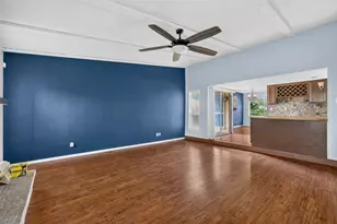 3812 Walnut Dr, Bedford, TX 76021 - Photo 6