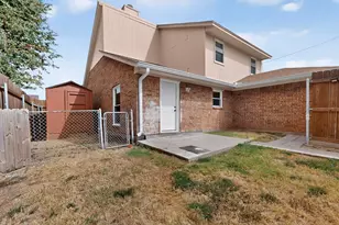 11820 Amberly Ln, Balch Springs, TX 75180 - Photo 40