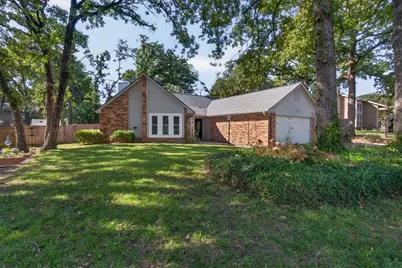 404 Greenleaf Drive, Azle, TX 76020 - Photo 2