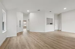 5814 Fox Hunt Dr, Arlington, TX 76017 - Photo 12