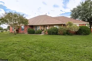 2830 Skinner Rd, Midlothian, TX 76065 - Photo 1