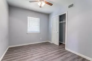 2420 Hancock St, Irving, TX 75061 - Photo 6