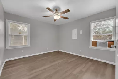 5528 Rickenbacker Place, Fort Worth, TX 76112 - Photo 22