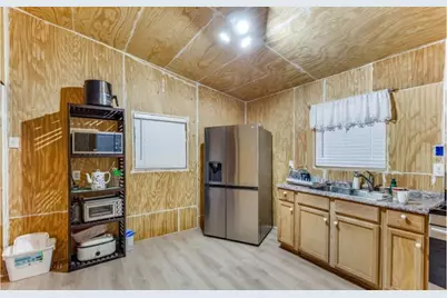 1619 County Road 7711, Devine, TX 78016 - Photo 16