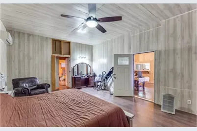 1619 County Road 7711, Devine, TX 78016 - Photo 12