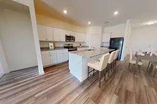 921 Harvest Ter, Glenn Heights, TX 75154 - Photo 2